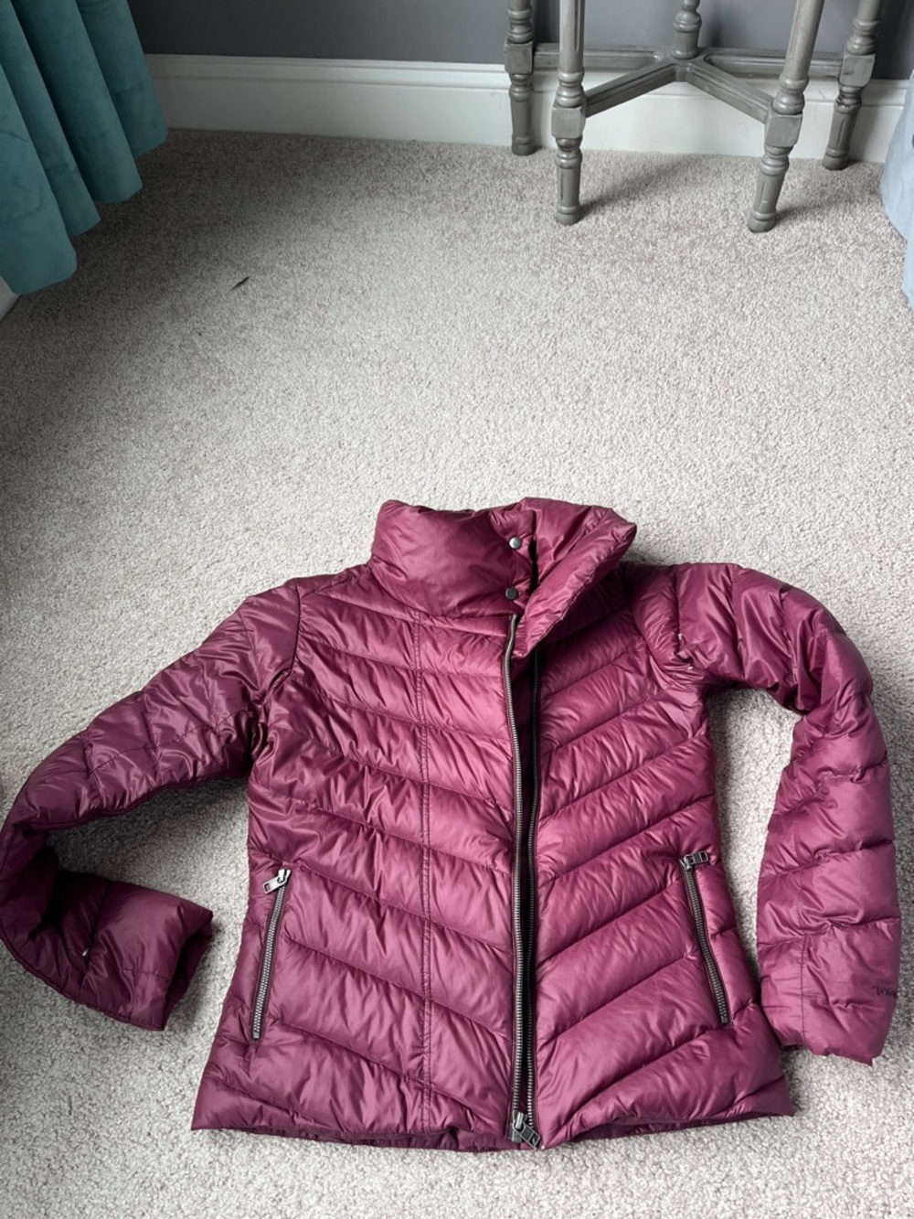 Patagonia Women's Quilted Puffer Jacket in Wine